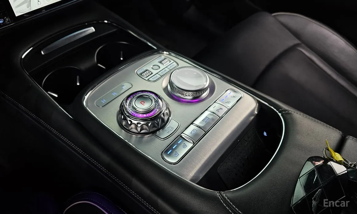 Фото 9 - Genesis G90