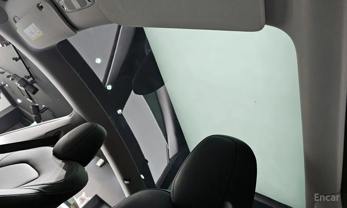 Фото 19 - Tesla Model Y