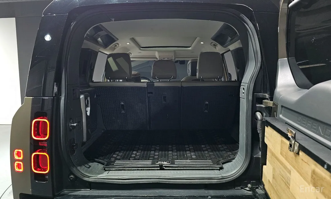 Фото 20 - Land Rover Defender