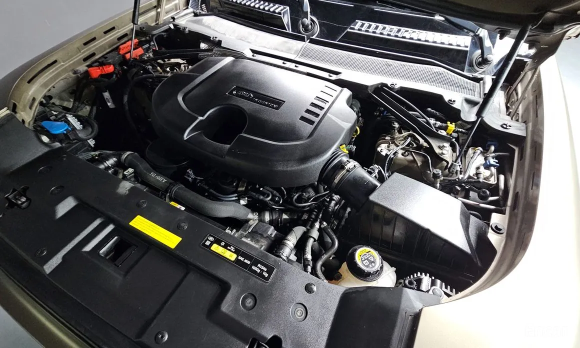 Фото 6 - Land Rover Defender