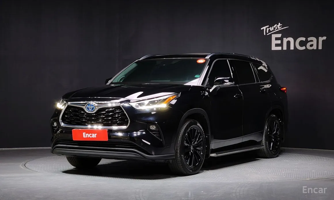 Фото 1 - Toyota Highlander