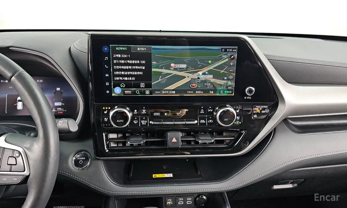 Фото 14 - Toyota Highlander