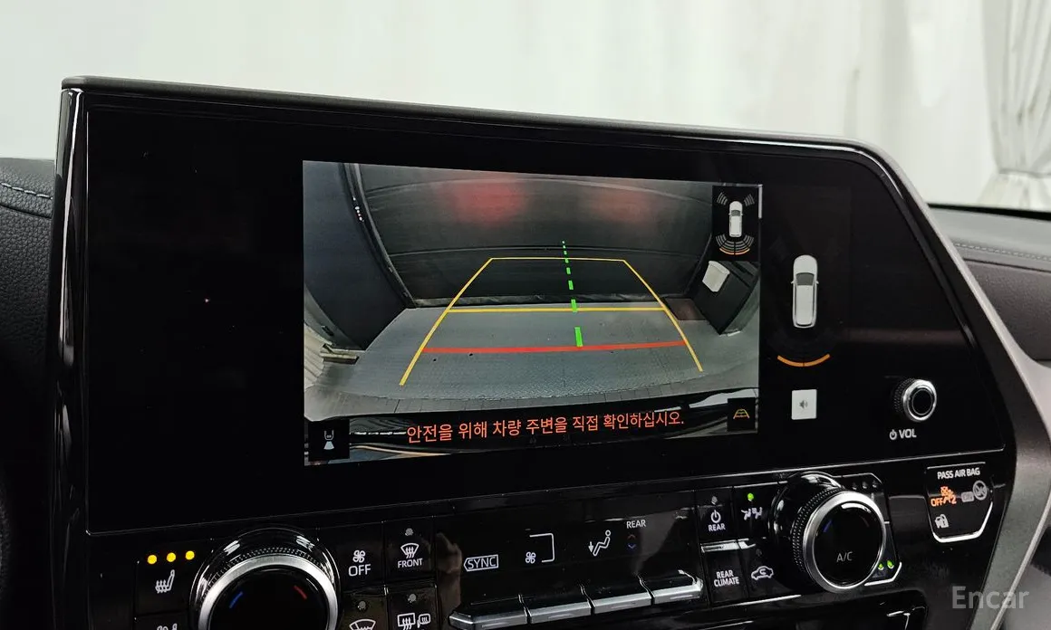 Фото 15 - Toyota Highlander