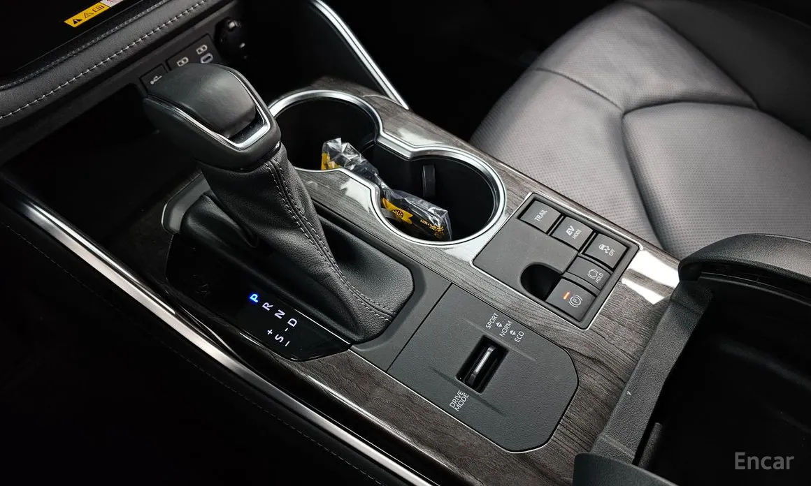 Фото 9 - Toyota Highlander