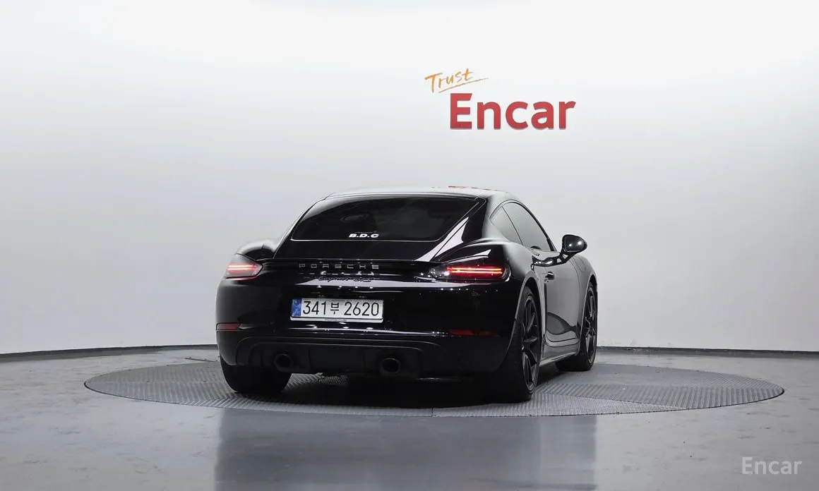 Фото 4 - Porsche 718