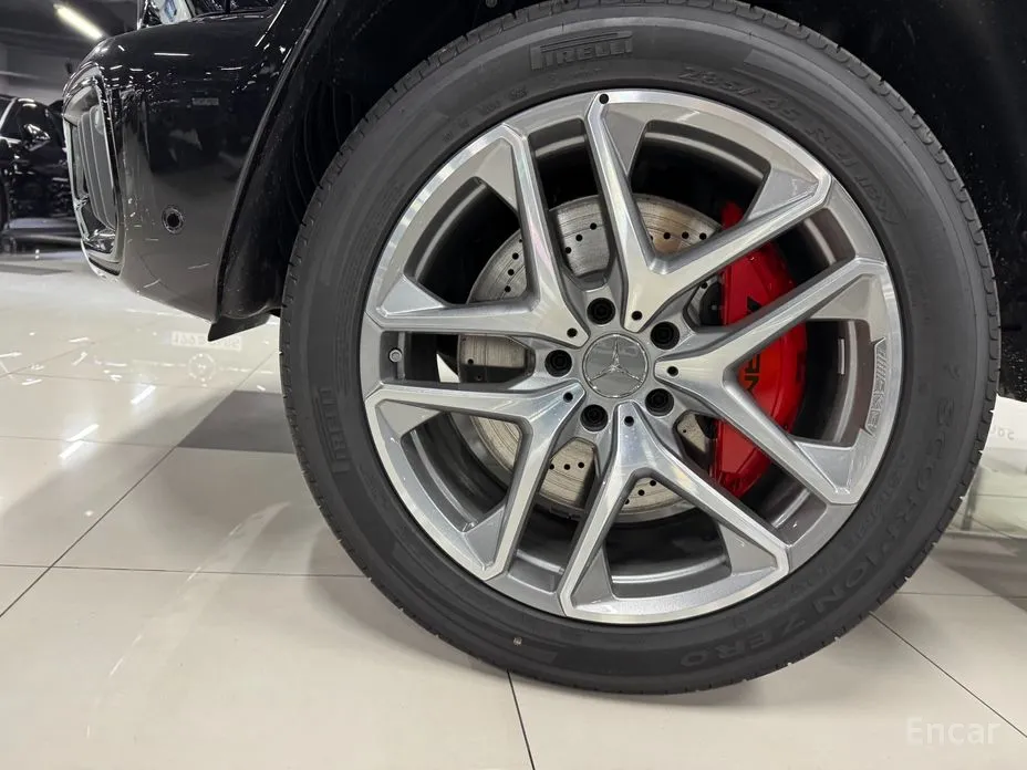 Фото 15 - Mercedes-Benz G-Class