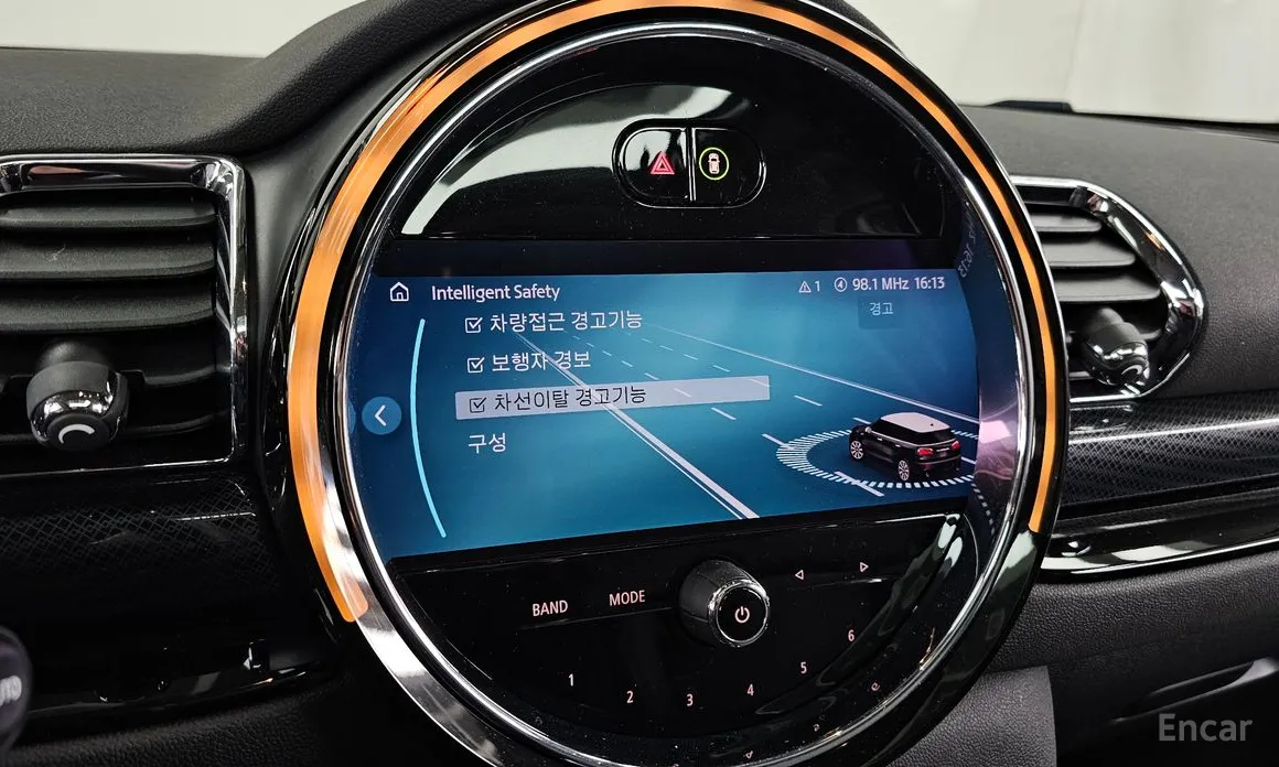 Фото 16 - Mini Clubman