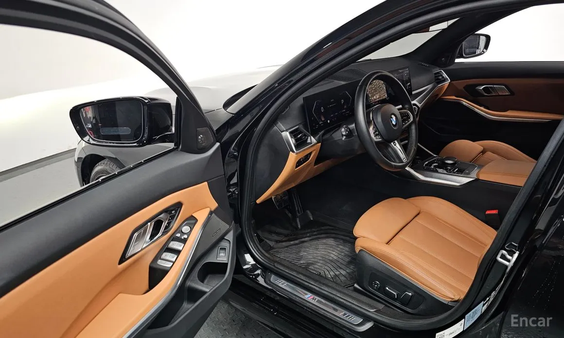 Photo 11 - BMW 3 Series