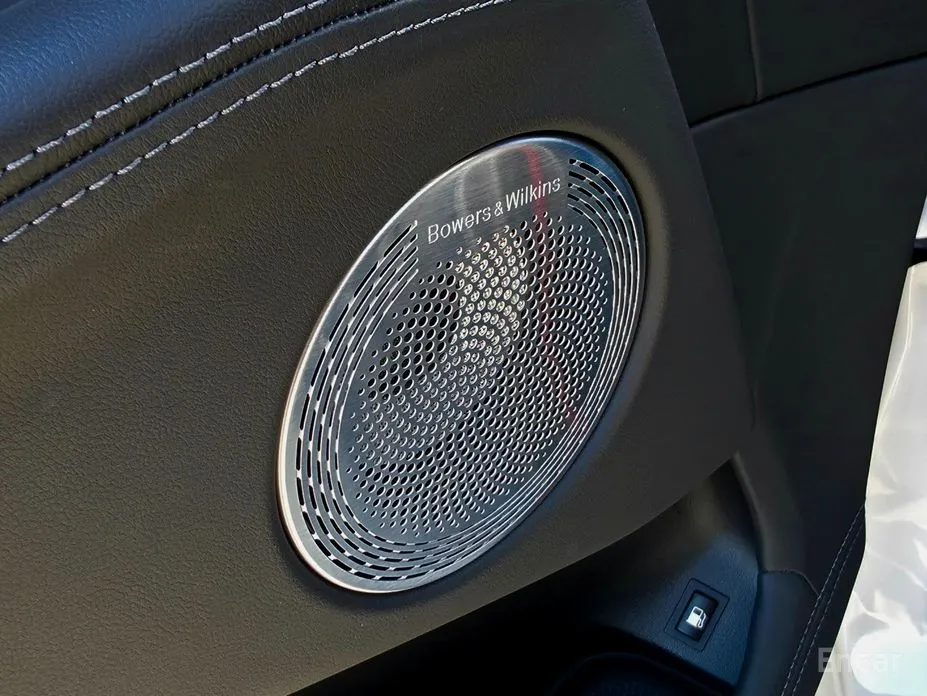 Фото 18 - BMW XM