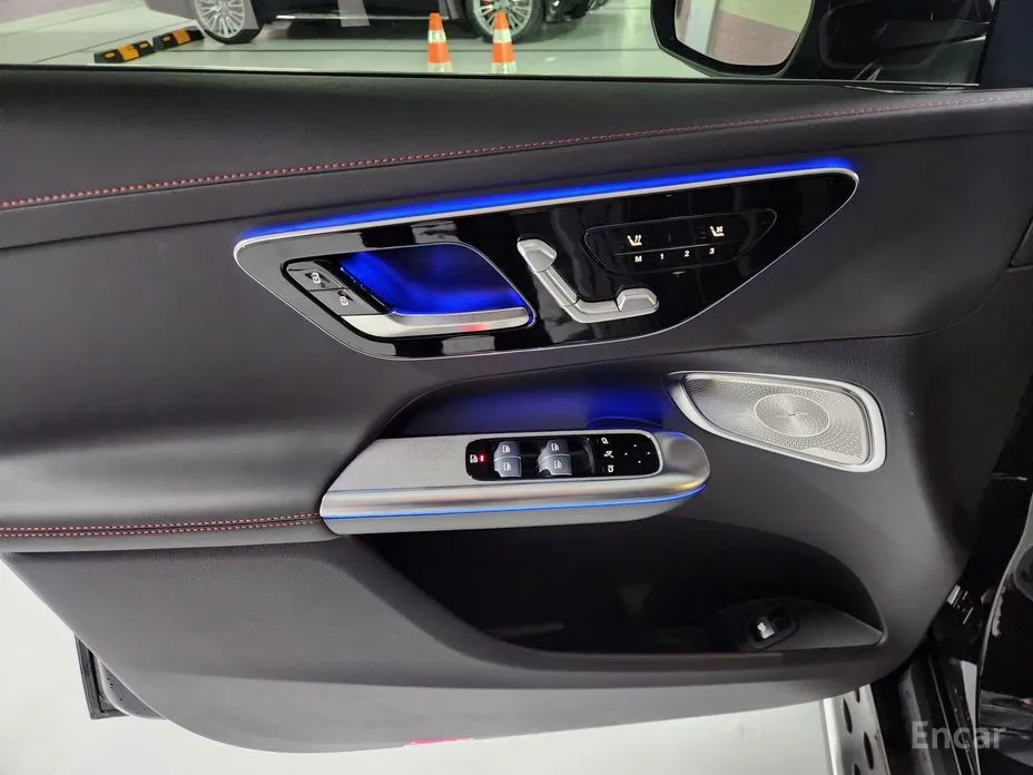 Фото 11 - Mercedes-Benz GLC-Class