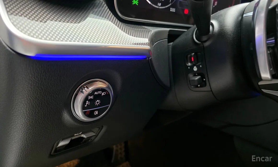 Фото 20 - Mercedes-Benz C-Class