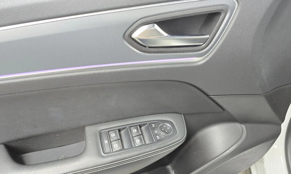 Фото 18 - Renault XM3