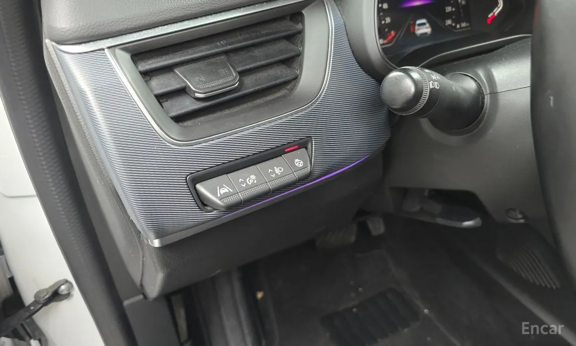 Фото 19 - Renault XM3