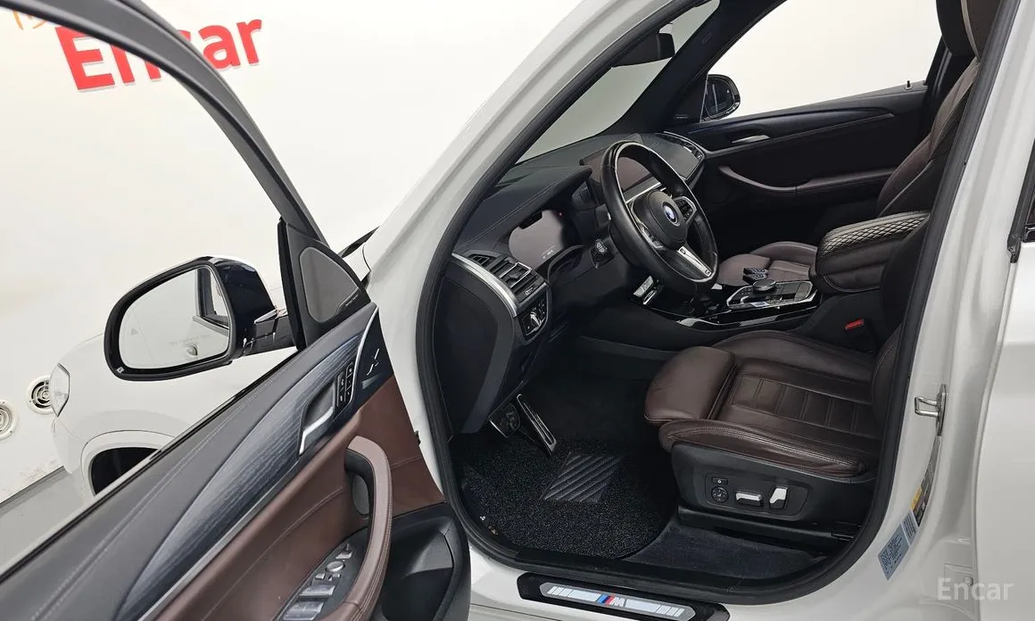 Фото 10 - BMW iX3
