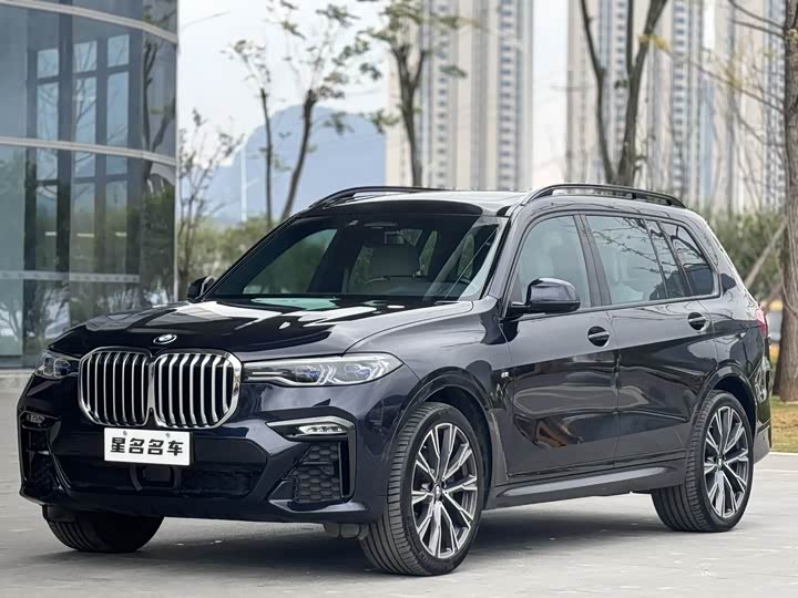 Фото 1 - BMW X7