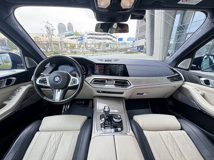 Фото 5 - BMW X7