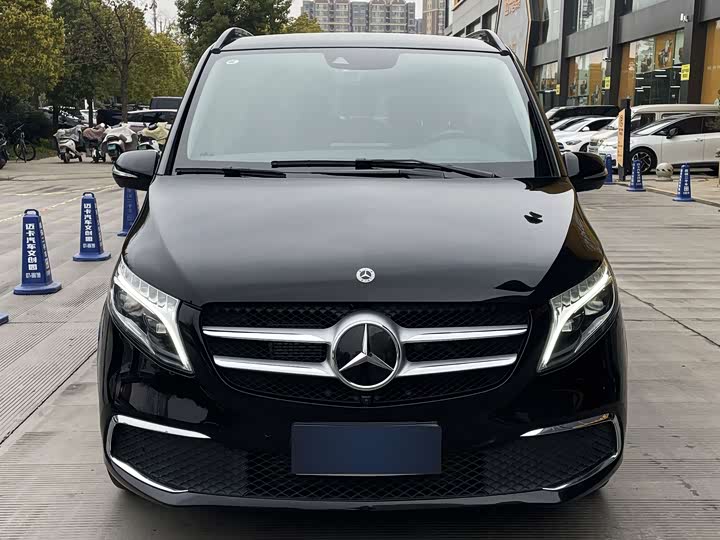 Фото 2 - Mercedes-Benz V-Class