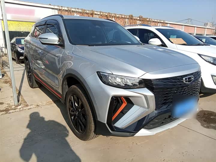 Фото 4 - Geely Atlas