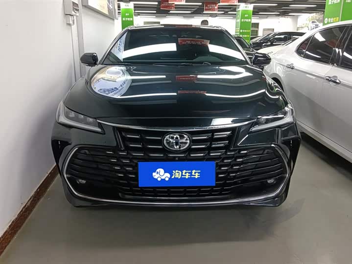 Фото 2 - Toyota Avalon