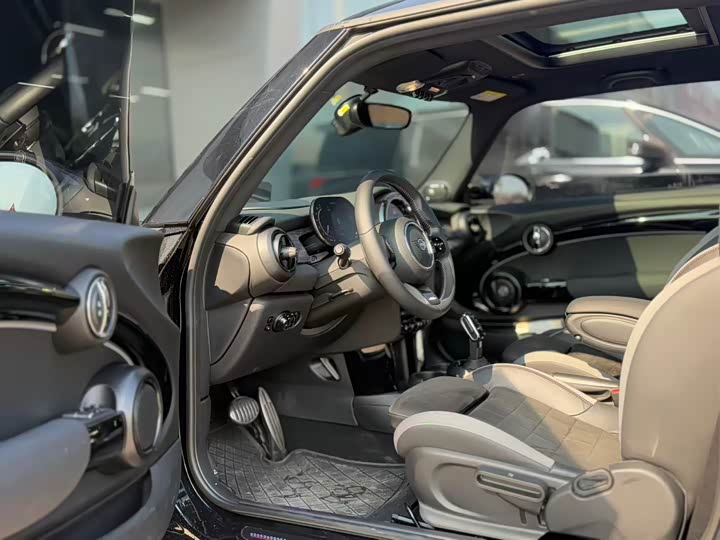 Фото 7 - Mini Mini JCW