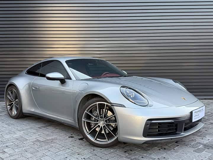 Фото 3 - Porsche 911