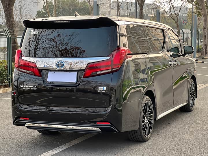 Фото 6 - Toyota Alphard