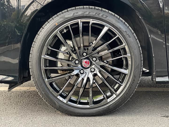 Фото 8 - Toyota Alphard