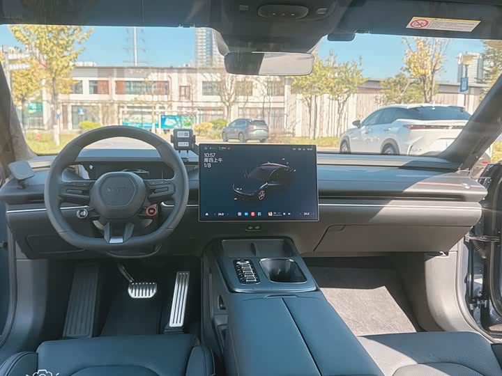 Фото 7 - Xiaomi SU7