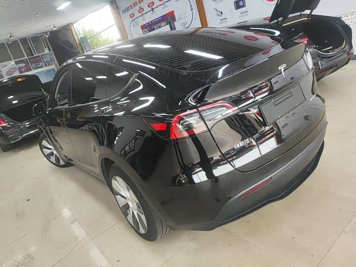 Фото 5 - Tesla Model Y