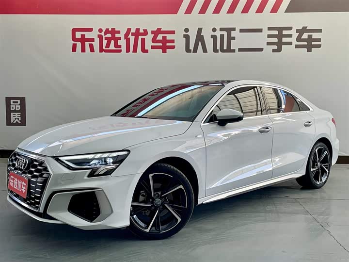 Фото 1 - Audi A3