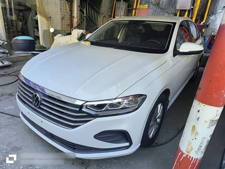 Фото 2 - Volkswagen Lavida