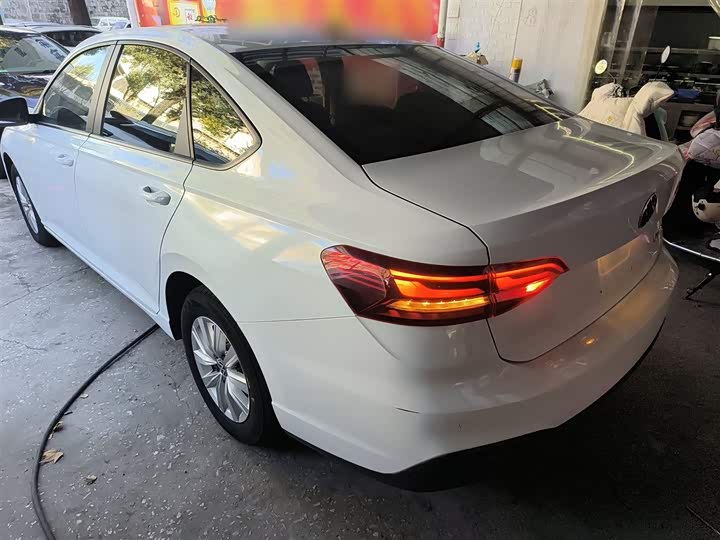 Фото 5 - Volkswagen Lavida