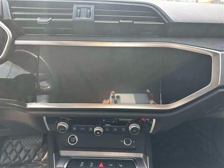 Фото 9 - Audi Q3