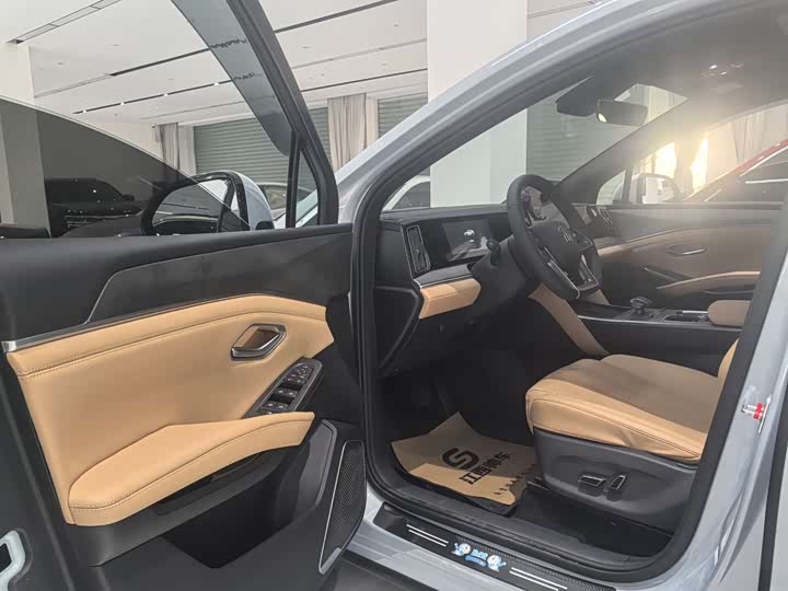 Фото 5 - BYD Song L DM-i Hybrid