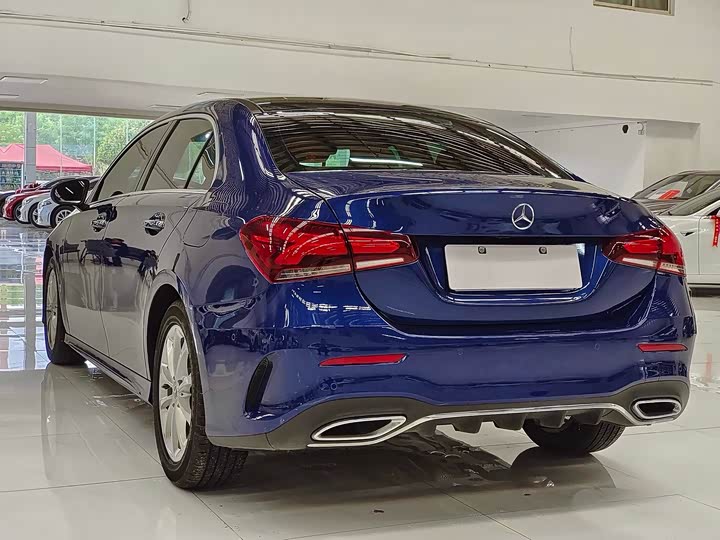 Фото 7 - Mercedes-Benz A-Class