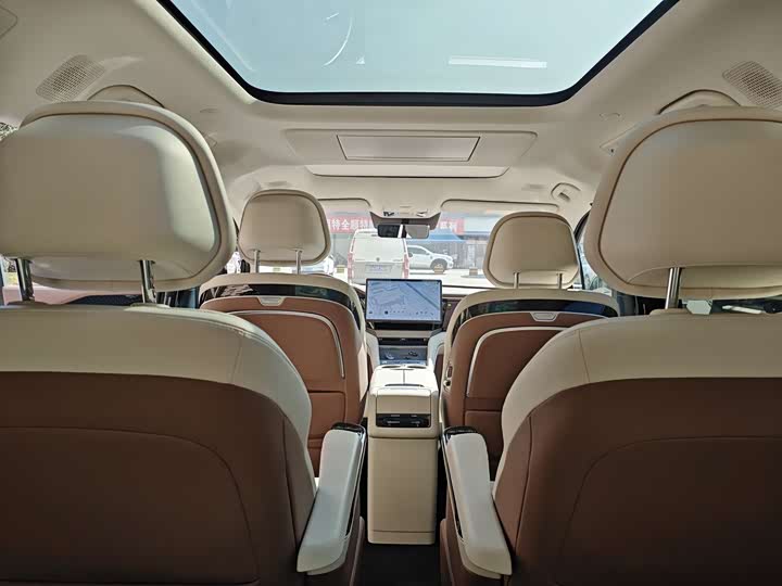 Фото 9 - BYD Xia