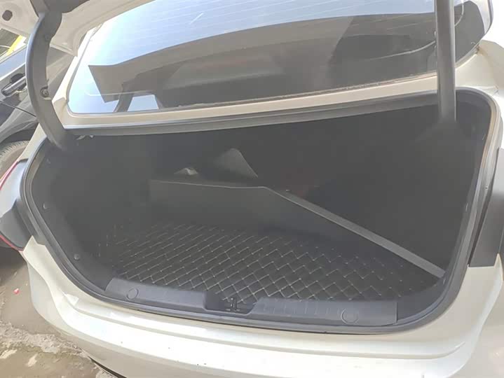 Фото 4 - Changan Eado Plus