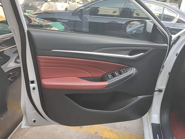 Фото 7 - Changan Eado Plus