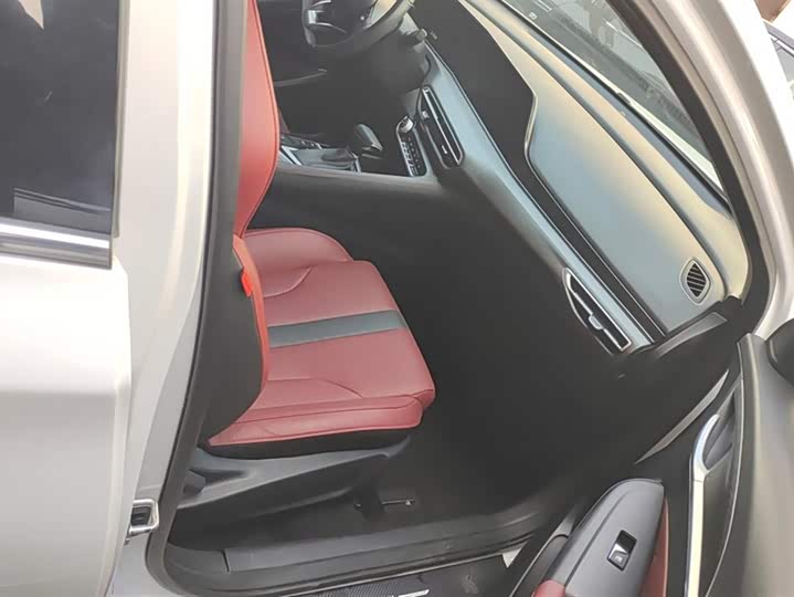 Фото 8 - Changan Eado Plus