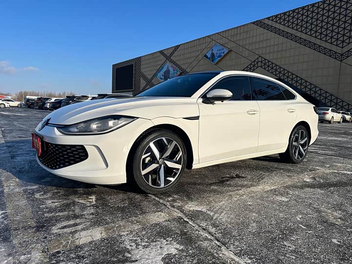 Фото 1 - Volkswagen Lamando L