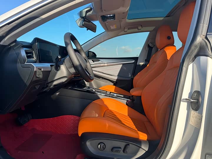 Фото 4 - Volkswagen Lamando L