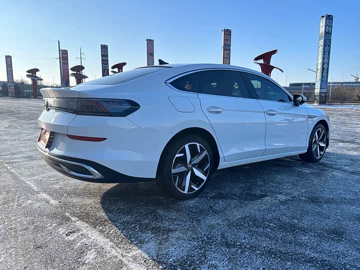 Фото 9 - Volkswagen Lamando L