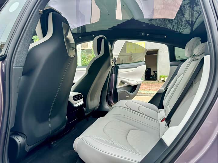 Фото 6 - Xiaomi SU7