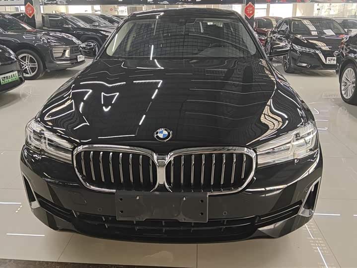 Фото 2 - BMW 5 Series