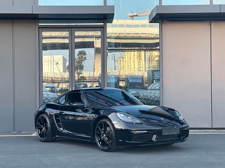 Фото 3 - Porsche 718