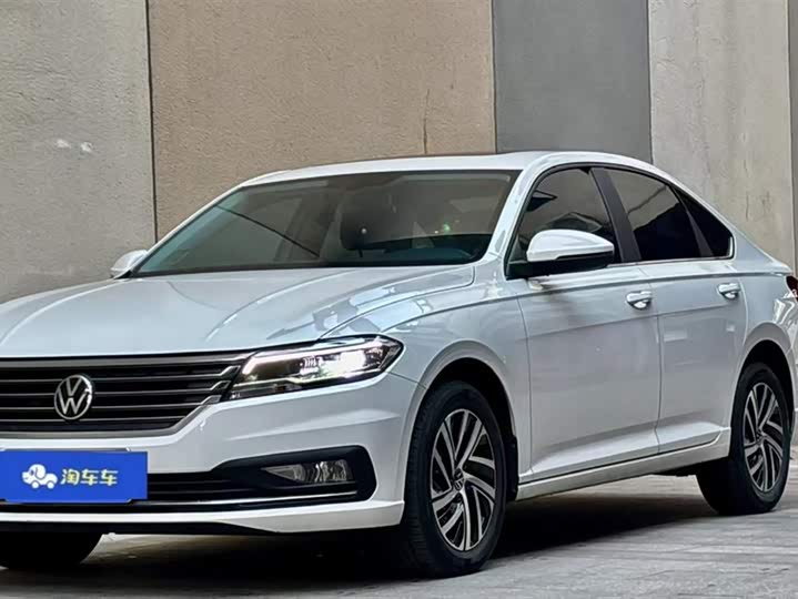 Фото 1 - Volkswagen Lavida