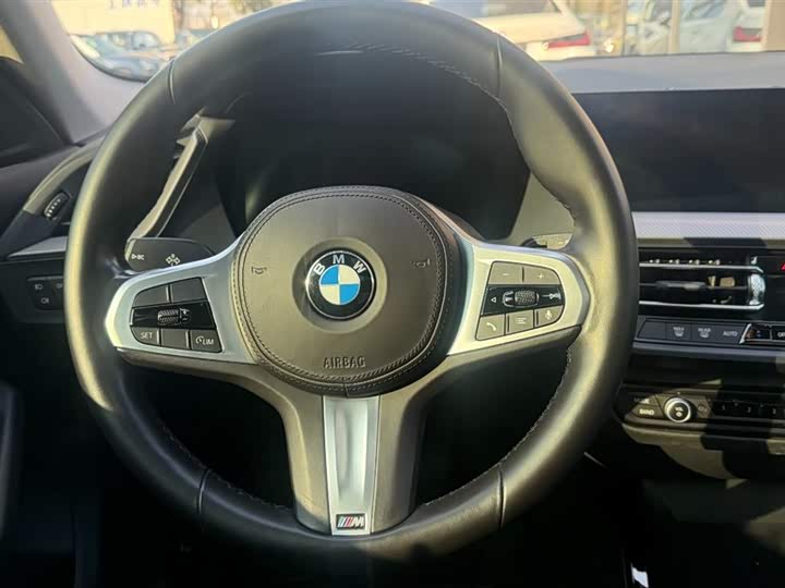 Фото 8 - BMW 2 Series