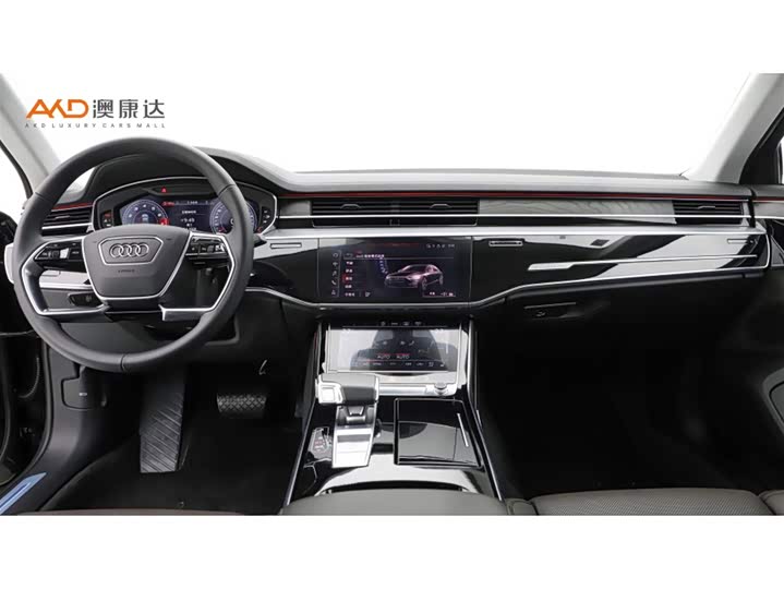 Фото 5 - Audi A8