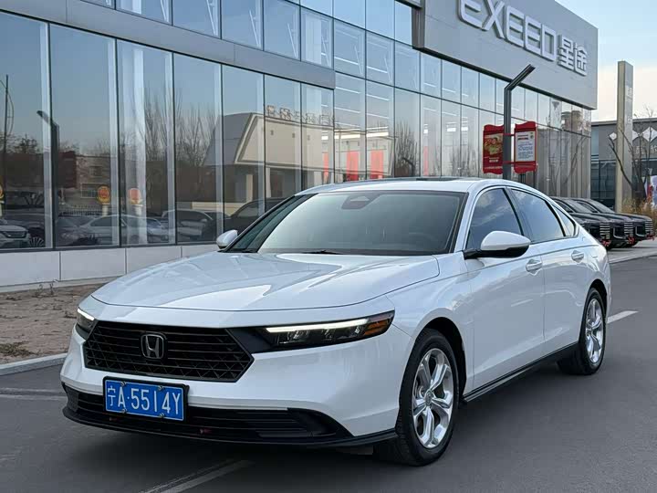 Фото 1 - Honda Accord