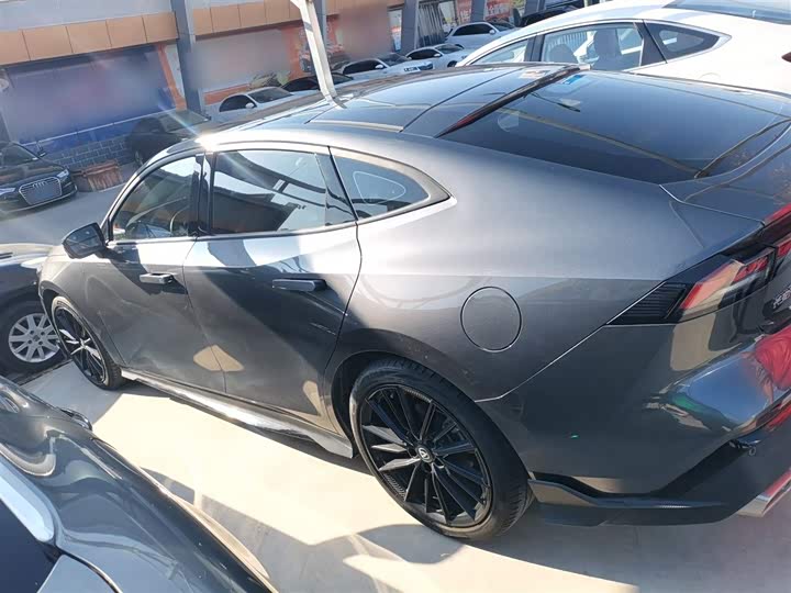 Фото 5 - Changan UNI-V